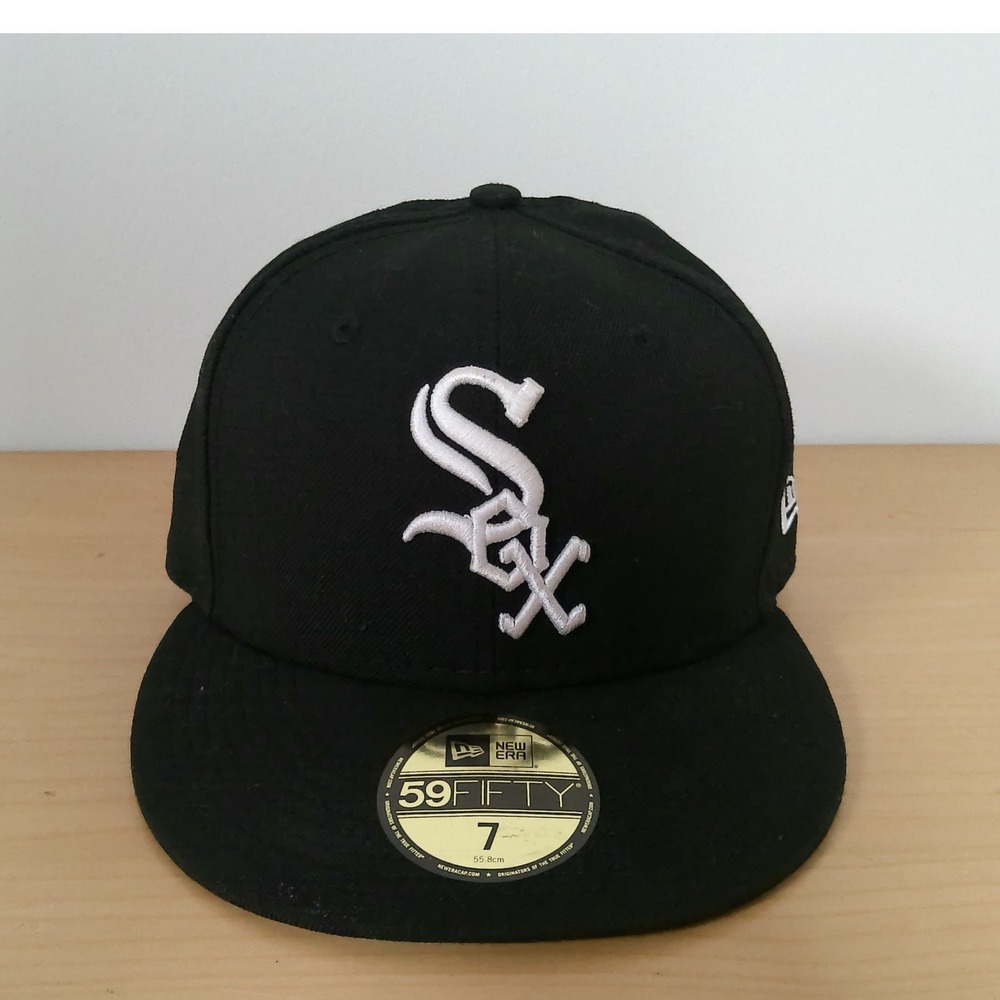 Chicago White Sox New Era 59FIFTY Fitted Hat Black Green Bottom Size 7 Wool Cap